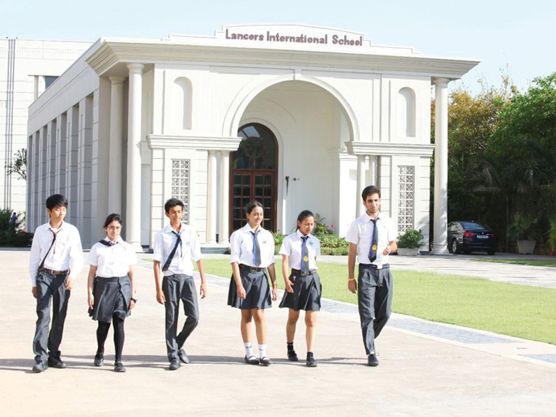 Lancers